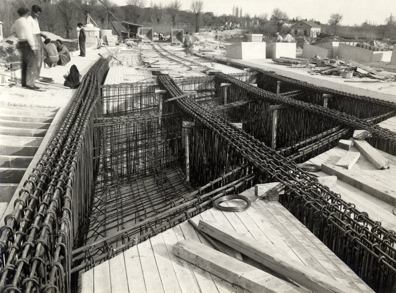 Detalle del puente en construccin