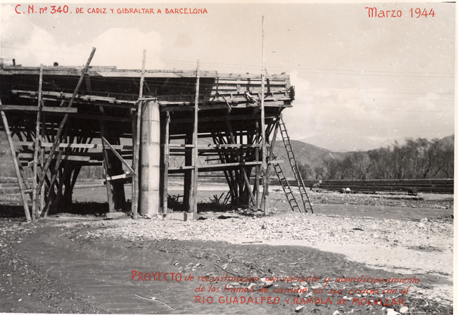 Detalle del puente en construccin