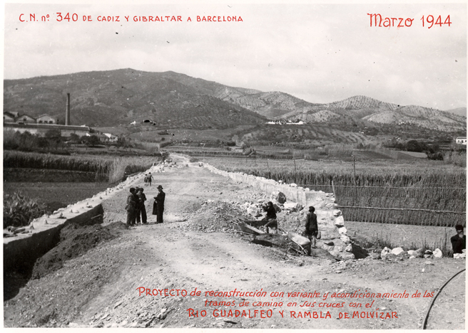 Vista del puente en construccin