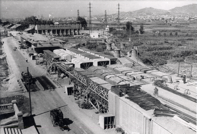 Vista area del puente en construccin