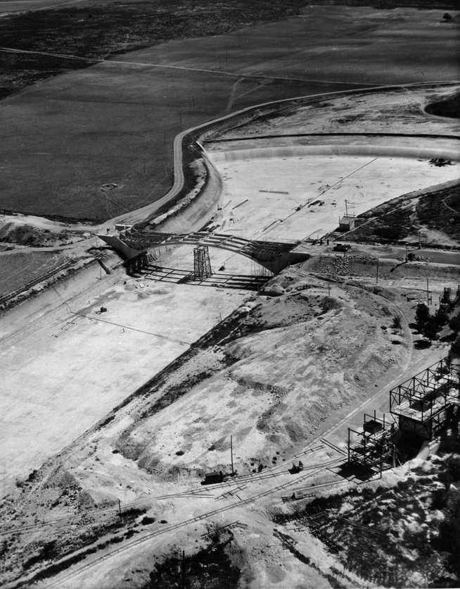 Vista area del puente en construccin