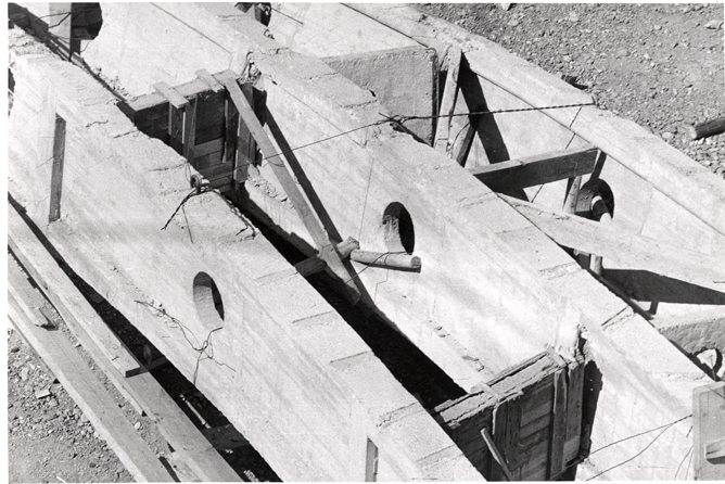 Detalle del puente en construccin