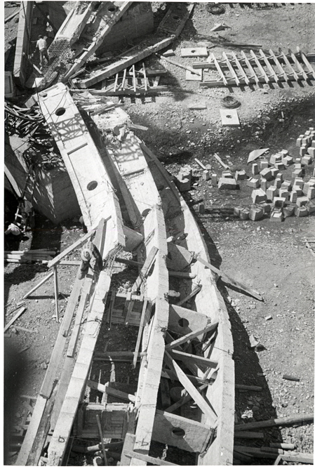 Detalle del puente en construccin