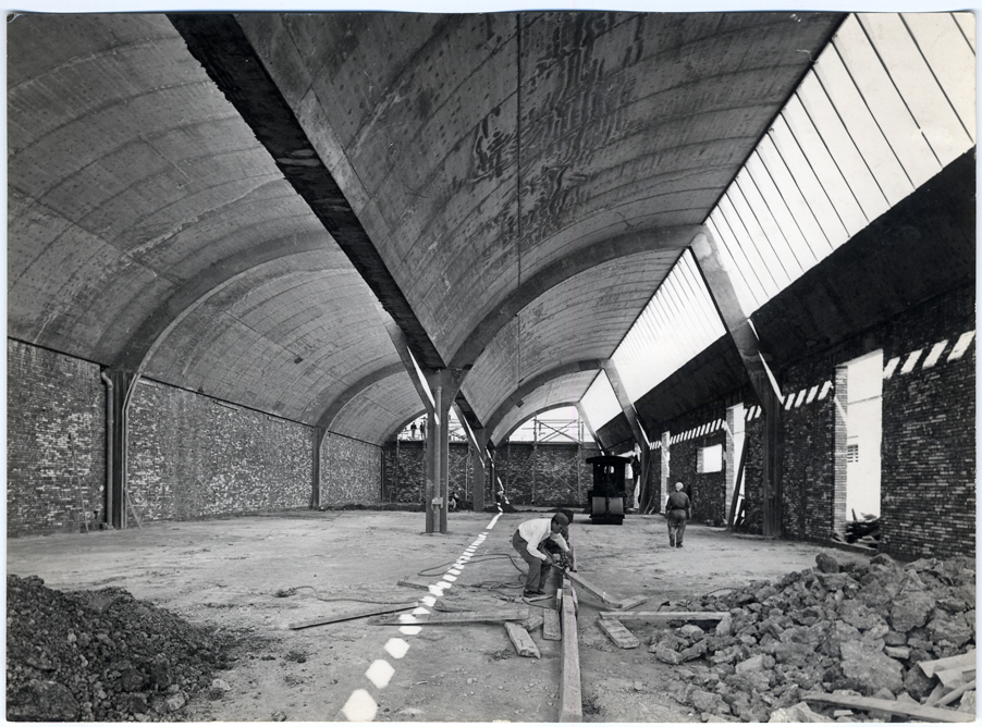 Vista interior de la escuela en construccin