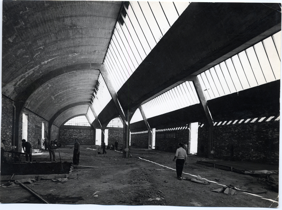 Vista del interior de la escuela en construccin