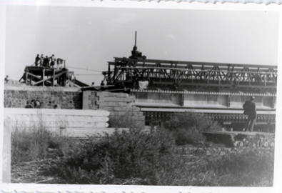 Vista del puente en construccin