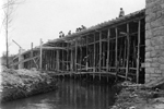 Detalle del puente en construccin