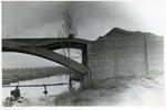 Detalle del puente en construccin