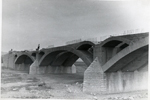 Vista del puente en construccin